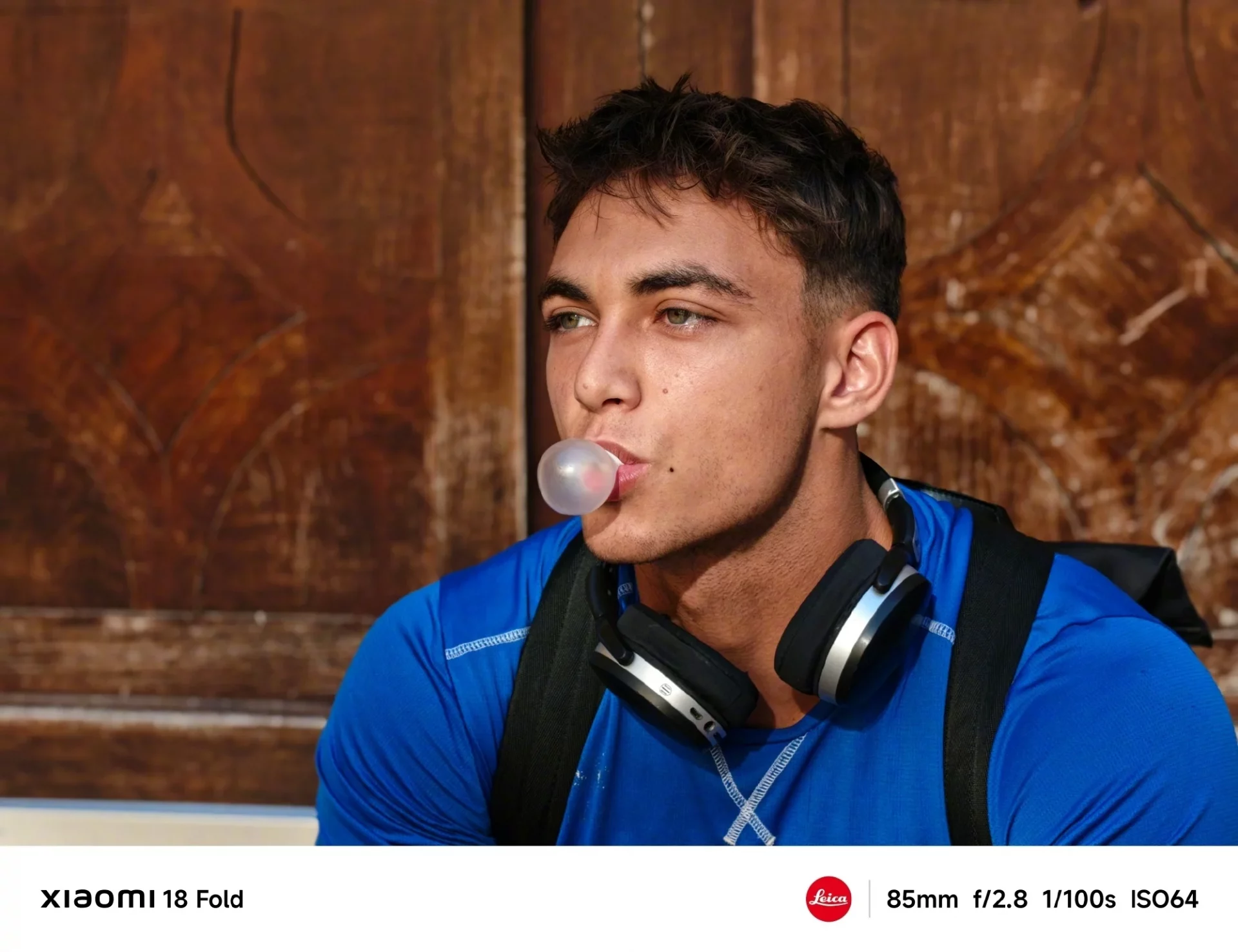 Xiaomi раскрыла дизайн складного смартфона Xiaomi 18 Fold перед анонсом 7 сентября картинка Характеристики экранов и дизайн Xiaomi 18 Fold | DGL.RU