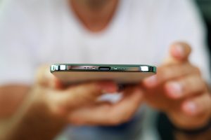 Смартфоны Apple iPhone 17 2025 года: ультратонкий Air и отказ от титана
