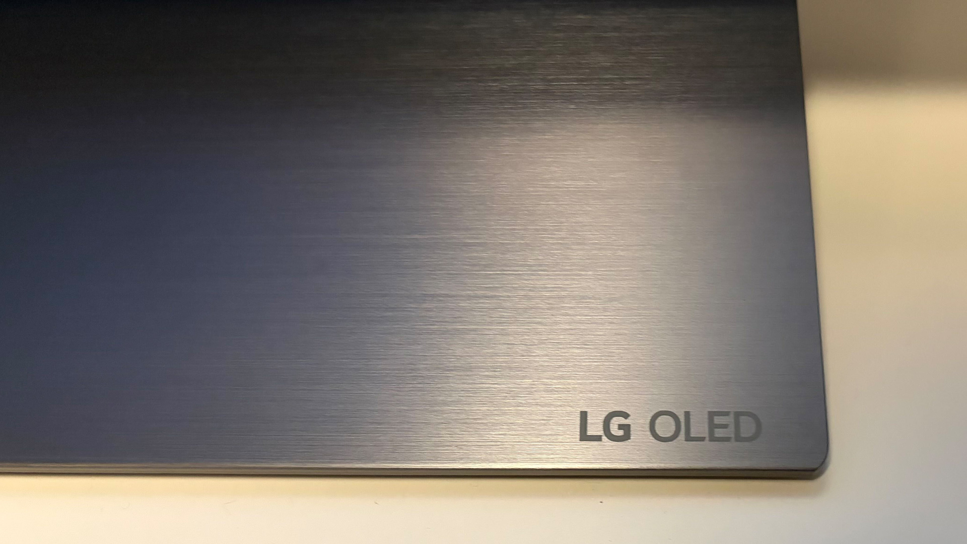 Обзор LG C6 48 дюймов или OLED48C6 картинка 48-дюймовый OLED-телевизор LG C6: обзор | DGL.RU