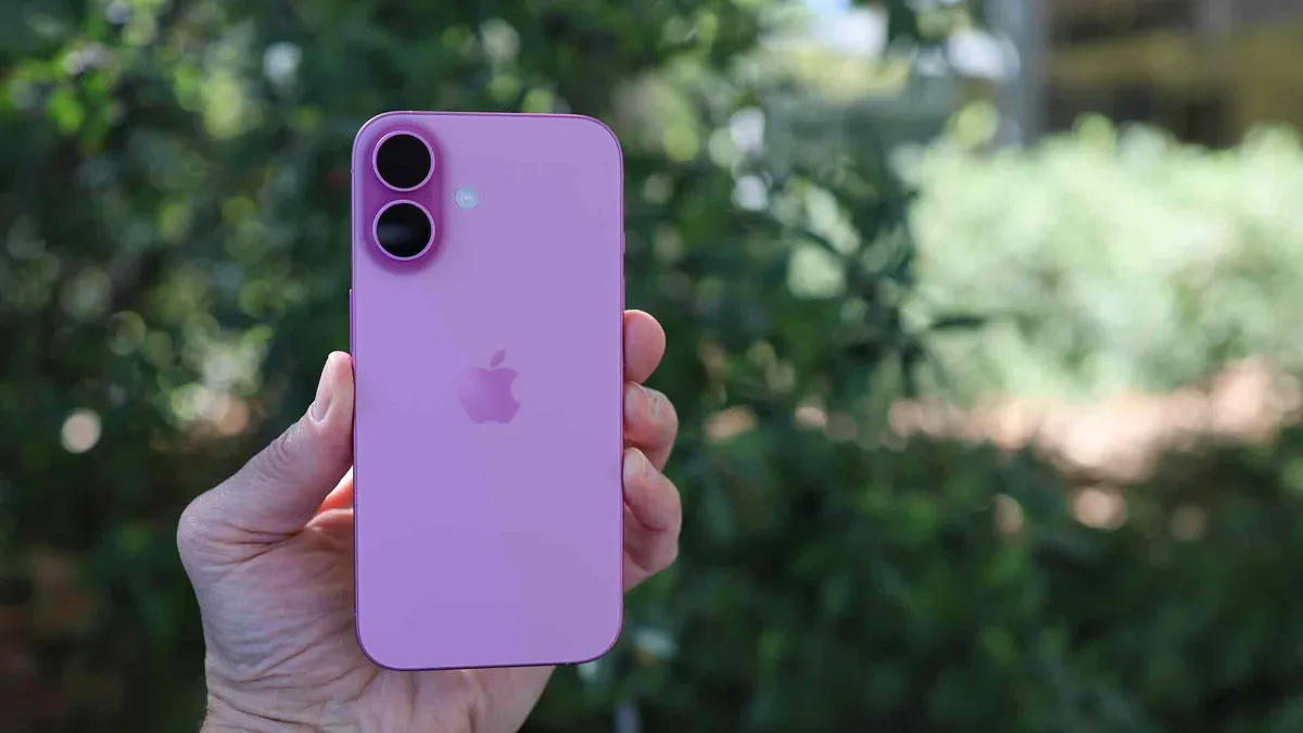 Смартфоны Apple iPhone 16 2024 года: Camera Control и возврат к вертикальным камерам фото