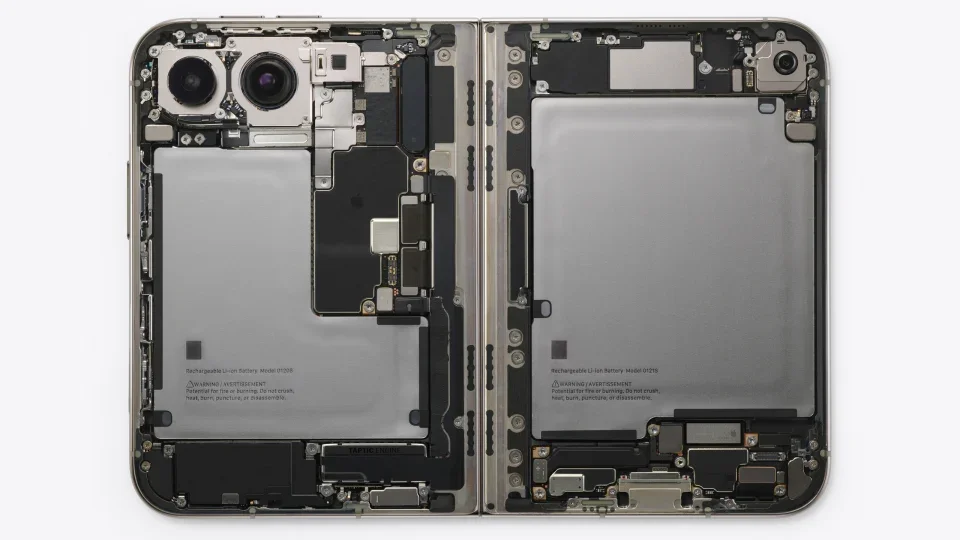 Apple раскрыла конструкцию складного iPhone Duo и увеличила объем производства до 10 миллионов устройств картинка Складной Apple iPhone Duo: детали конструкции | DGL.RU
