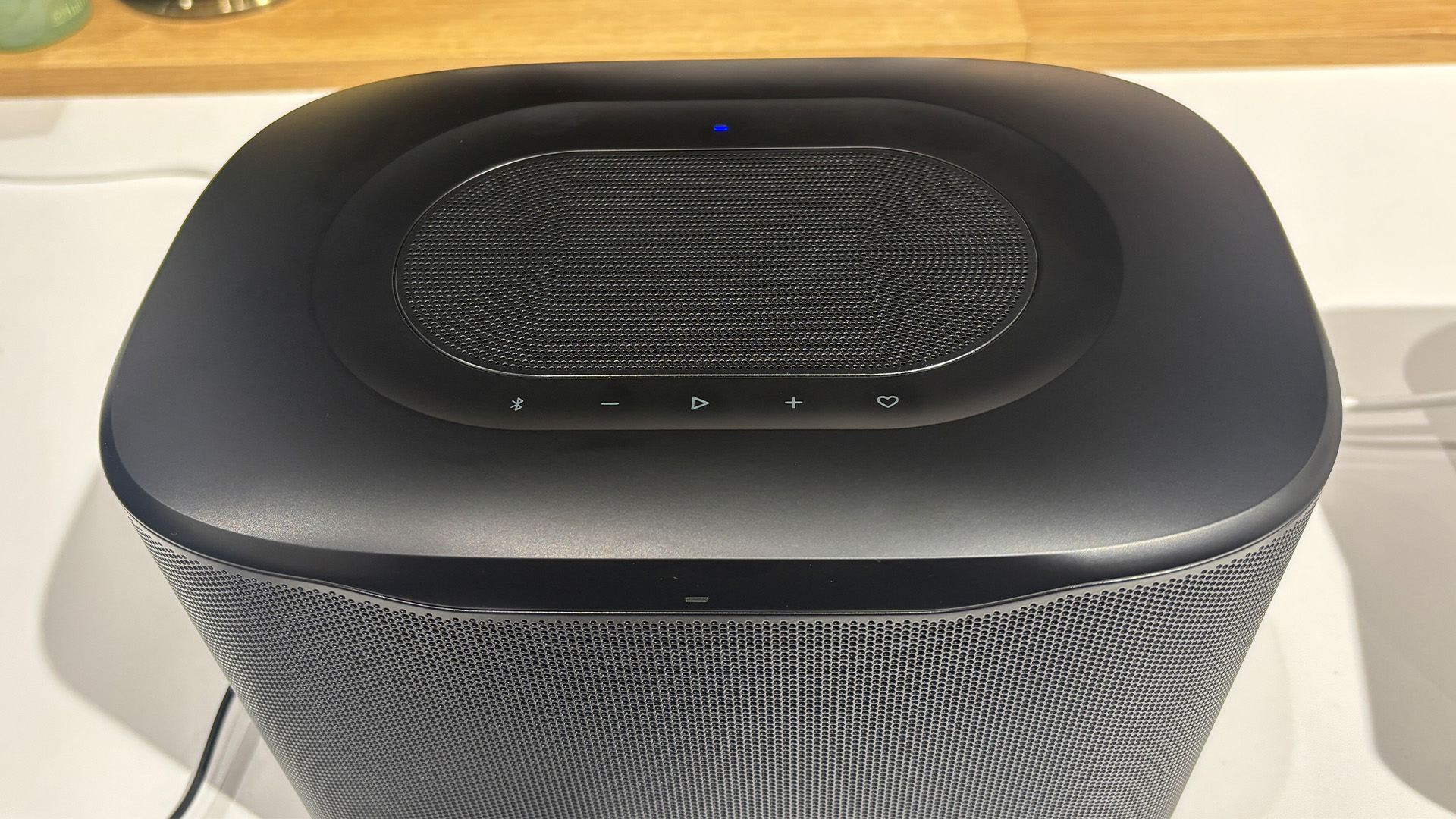 Обзор JBL Cove X1 - амбициозный прыжок в мир премиального мультирума картинка Беспроводная колонка JBL Cove X1: обзор звука | DGL.RU