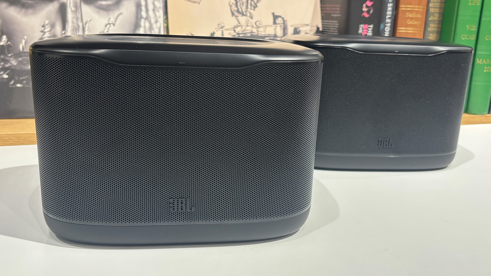 Обзор JBL Cove X1 - амбициозный прыжок в мир премиального мультирума картинка Беспроводная колонка JBL Cove X1: обзор звука | DGL.RU