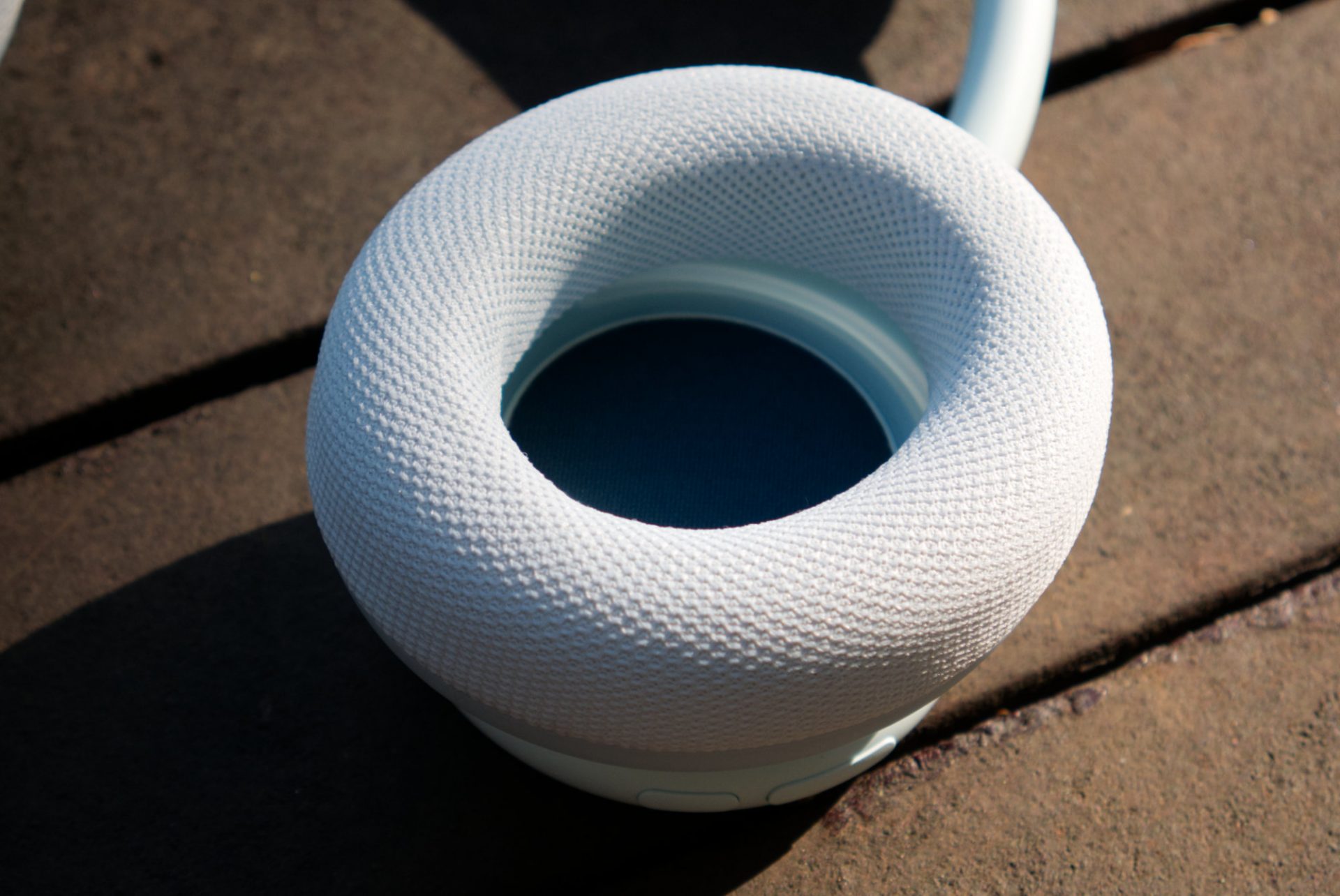 Беспроводные наушники Beats 360: подробный тест и сравнение с AirPods Max 2 картинка Обзор Beats 360: сравнение с AirPods Max 2 | DGL.RU