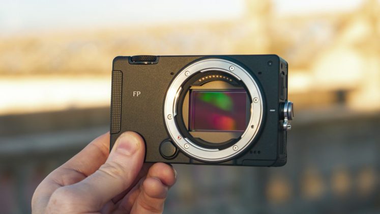Беззеркальная камера Sigma FP2: обзор и тест | DGL.RU