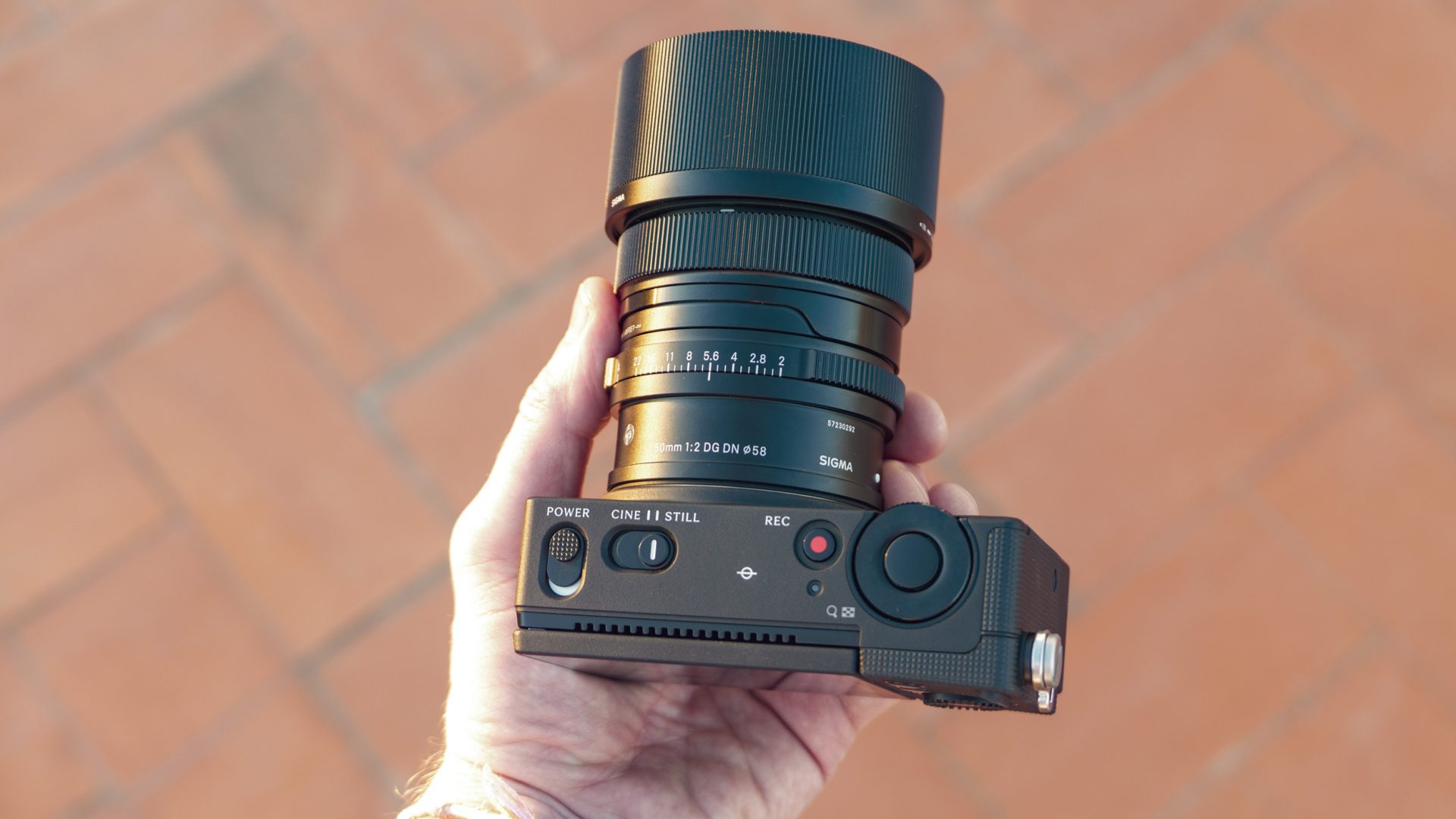 Беззеркальная камера Sigma FP2: обзор и тест | DGL.RU