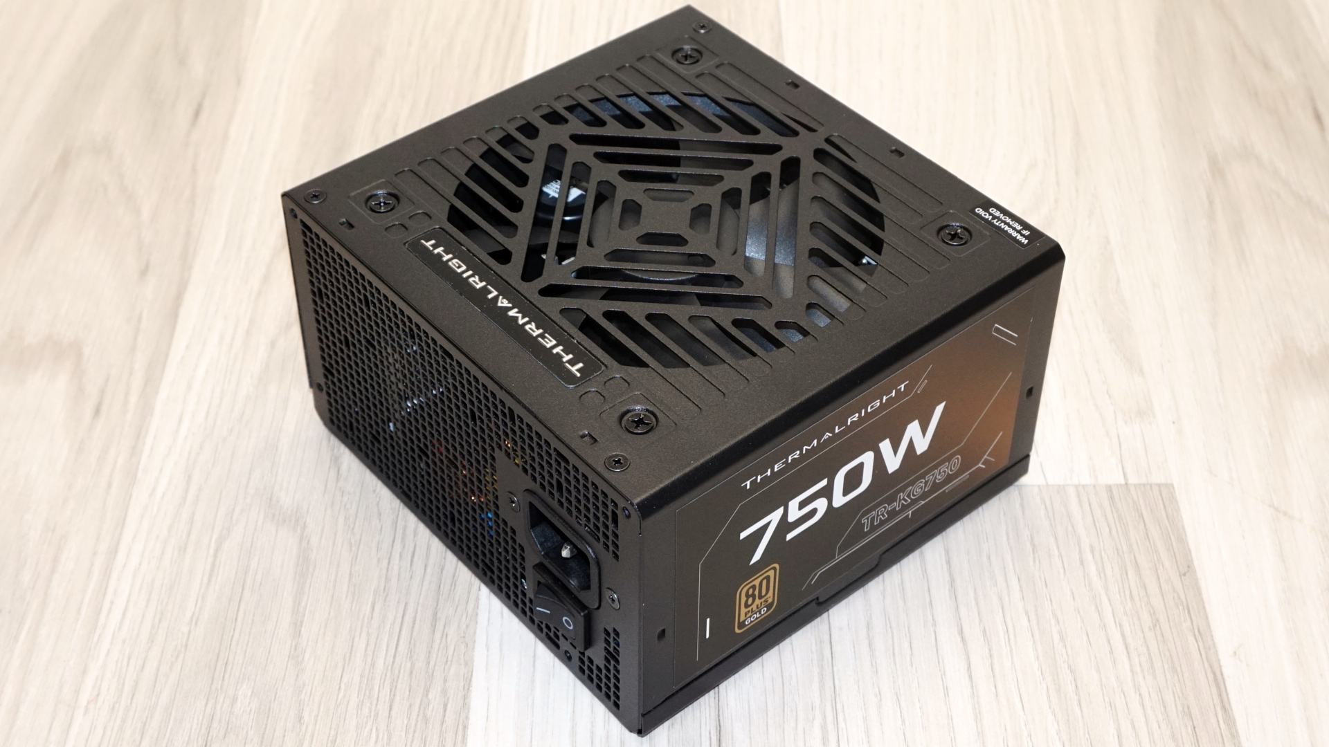 Блок питания Thermalright TR-KG750 | DGL.RU