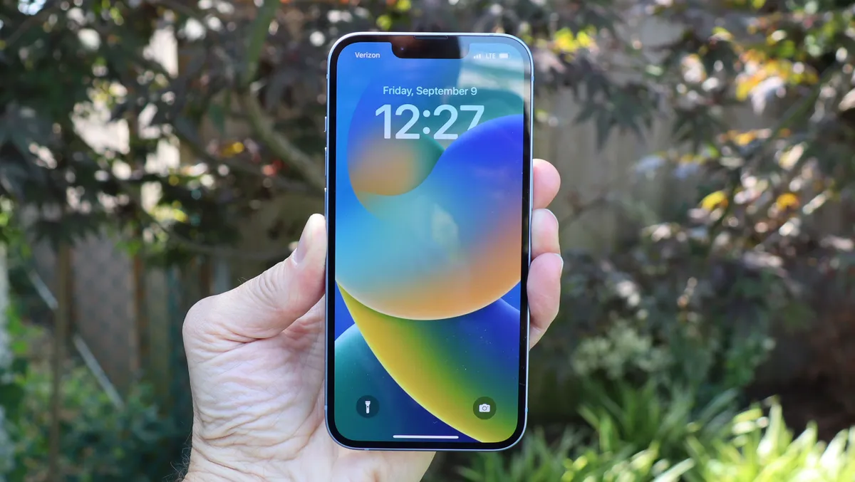 Смартфоны Apple iPhone 14 2022 года: смерть Mini, Dynamic Island и спутниковая связь фото