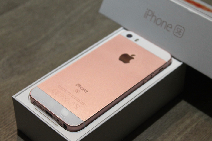 Смартфоны Apple iPhone 7, 7 Plus и SE 2016 года: 3,5-мм аудиоджек, Home и дебют двух камер картинка Смартфоны Apple iPhone 7, 7 Plus и SE 2016 года: 3,5-мм аудиоджек, Home и дебют двух камер фото