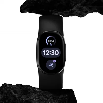Google's Fitbit Edge уже в продаже, и он исправляет то, чего не хватает Pixel Watch 5