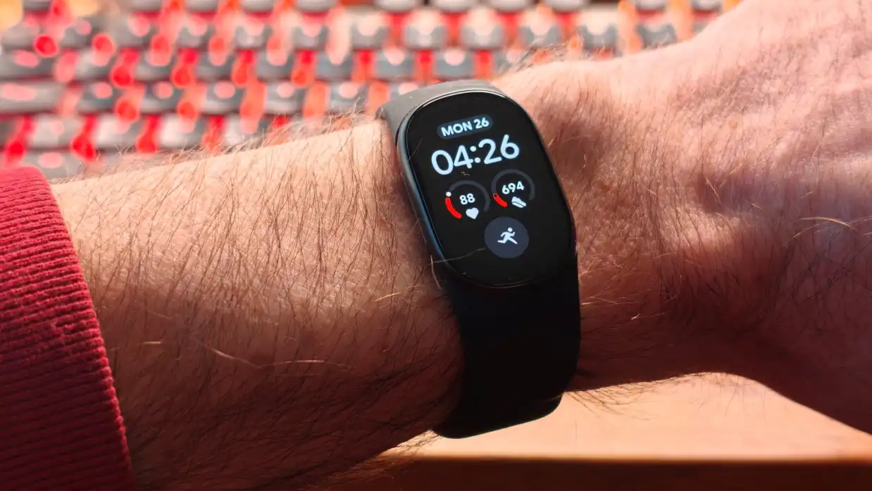 Использование Fitbit Edge заставляет меня ещё больше хотеть Pixel Watch