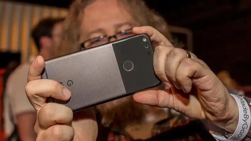 Смартфоны Google Pixel: от первой модели до 12 | DGL.RU