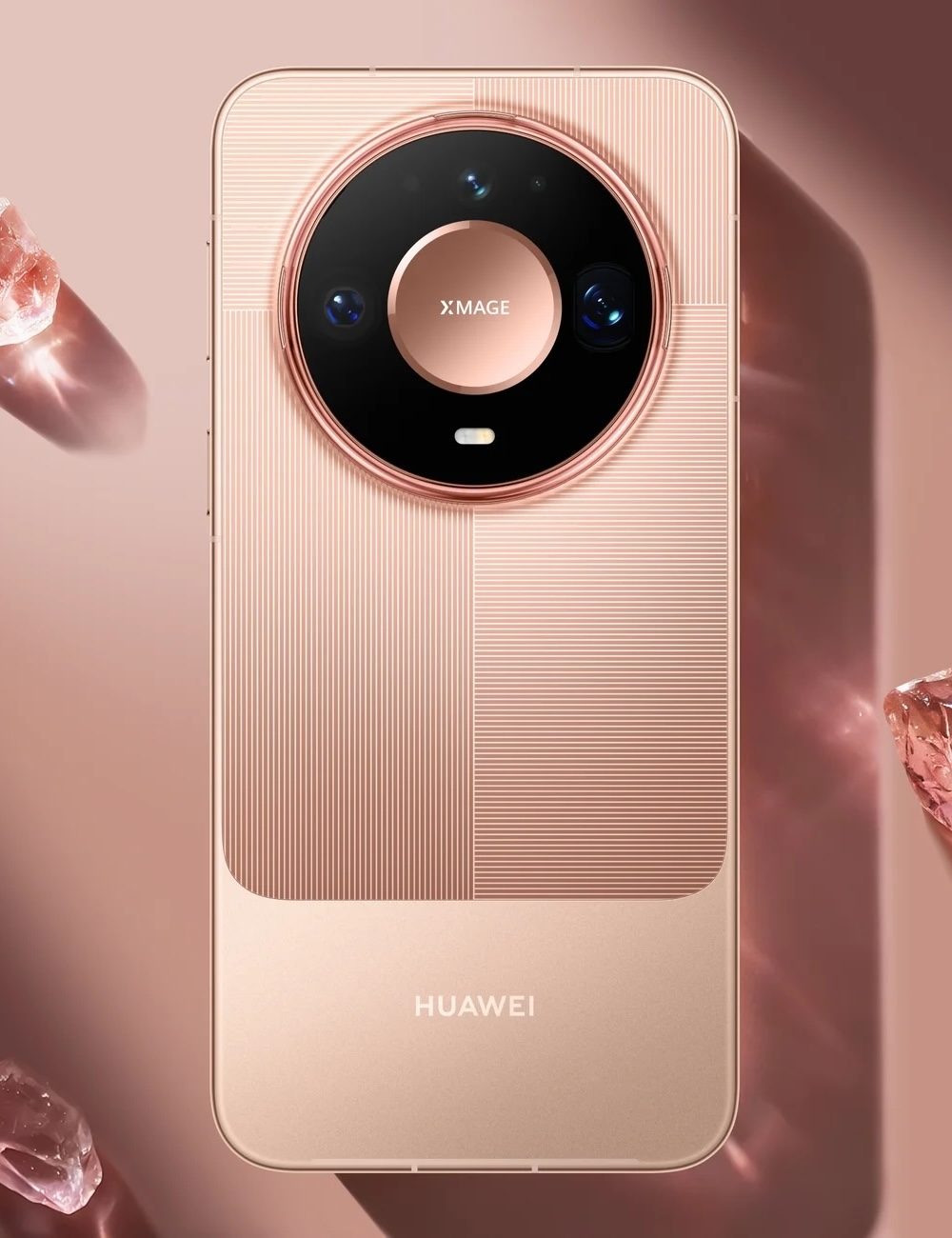Huawei представила линейку флагманов Mate 90 с рекордной яркостью дисплеев и модульной камерой картинка Флагманы Huawei Mate 90: характеристики и цены | DGL.RU