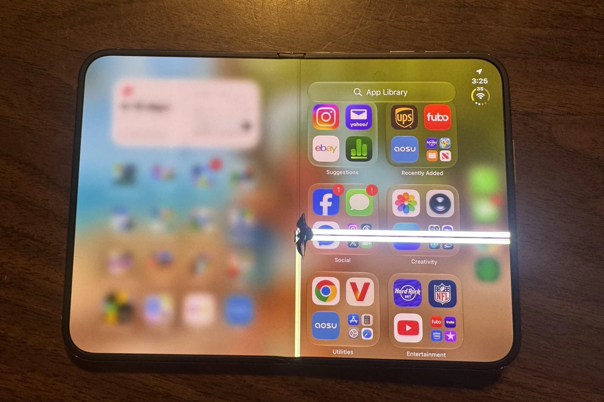 Apple нарушает молчание по поводу проблемы с трещинами на экране iPhone Duo картинка Apple нарушает молчание по поводу проблемы с трещинами на экране iPhone Duo