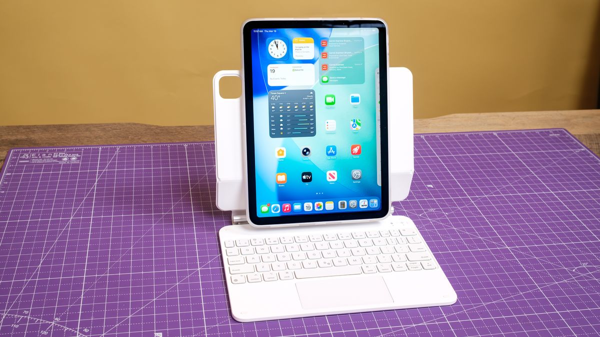 Лучшие клавиатуры для iPad 2026 года: топ-5 чехлов для печати и защиты картинка Клавиатура для iPad: 5 моделей на 2026 год | DGL.RU