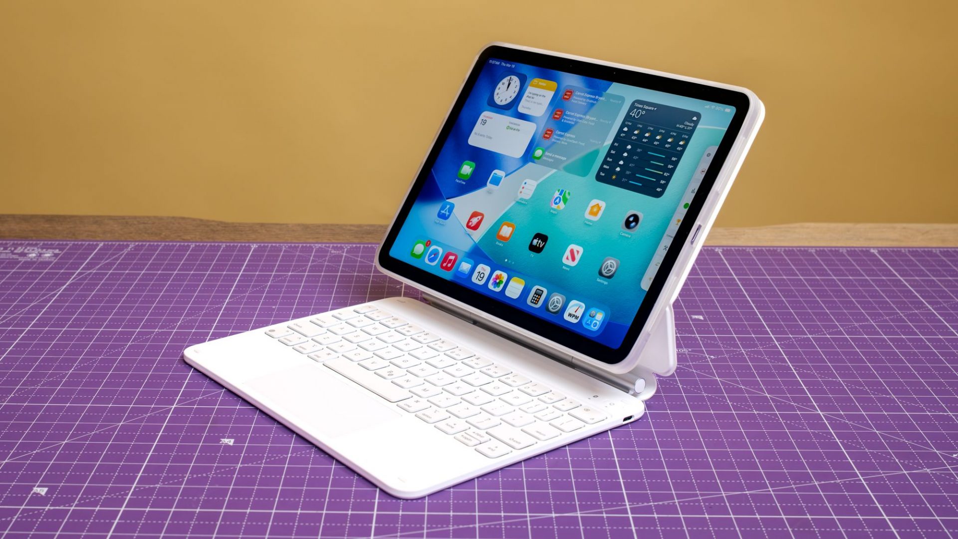 Лучшие клавиатуры для iPad 2026 года: топ-5 чехлов для печати и защиты