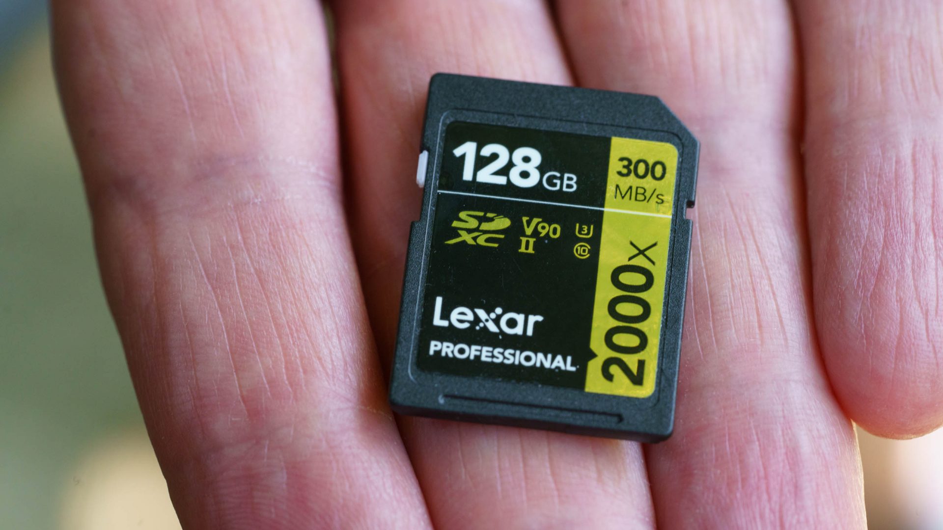 Лучшие карты памяти для камеры в 2026 году: рейтинг SD, microSD, CFexpress и CF картинка Лучшие карты памяти для камеры в 2026 | DGL.RU