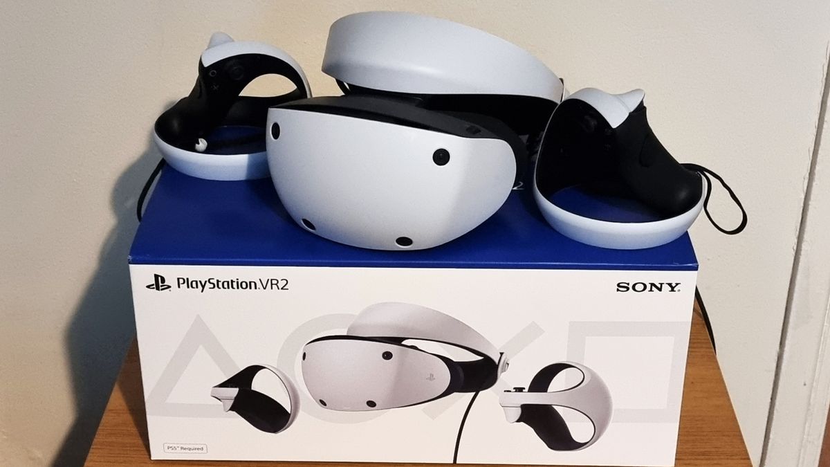 Лучшие VR-гарнитуры 2026 года: актуальные шлемы виртуальной реальности от Apple, Meta и Sony картинка Лучшие VR-гарнитуры 2026 года: гид по выбору | DGL.RU