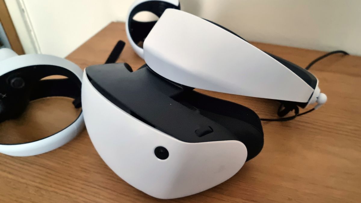 Лучшие VR-гарнитуры 2026 года: актуальные шлемы виртуальной реальности от Apple, Meta и Sony картинка Лучшие VR-гарнитуры 2026 года: гид по выбору | DGL.RU