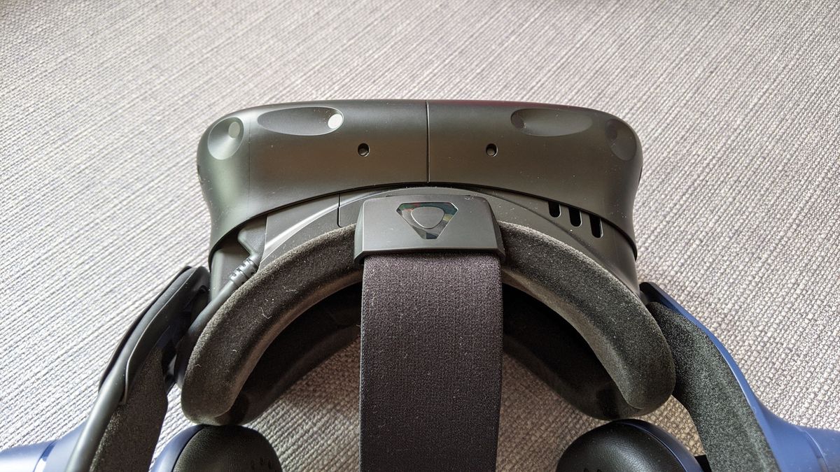 Лучшие VR-гарнитуры 2026 года: актуальные шлемы виртуальной реальности от Apple, Meta и Sony картинка Лучшие VR-гарнитуры 2026 года: гид по выбору | DGL.RU