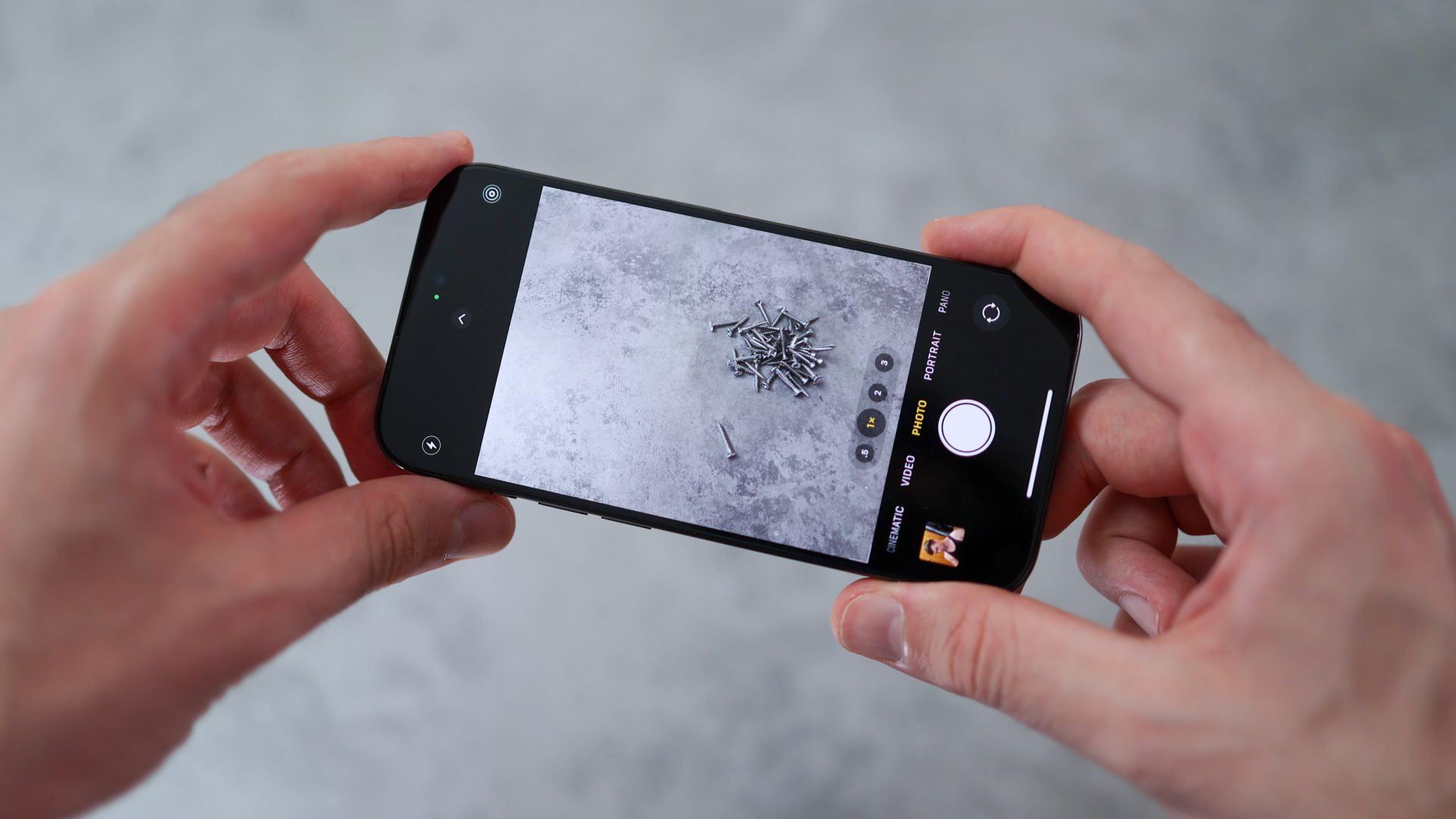 Лучший iPhone для съемки фото и видео в 2026 году: от iPhone 16e до iPhone 18 Pro Max картинка Выбираем лучший iPhone для съемки фото и видео | DGL.RU