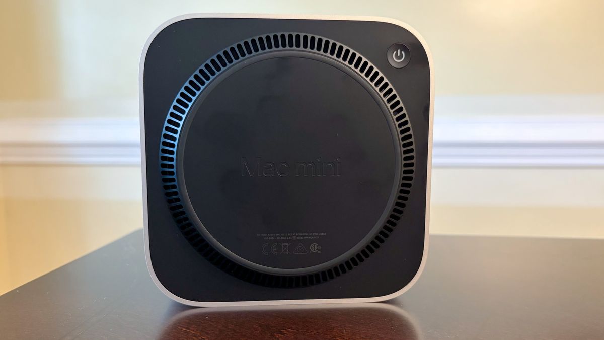 Обзор Apple Mac mini (M6): мощный рывок и горькая цена ИИ картинка Mac mini Apple M6 2026: стоит ли брать? | DGL.RU