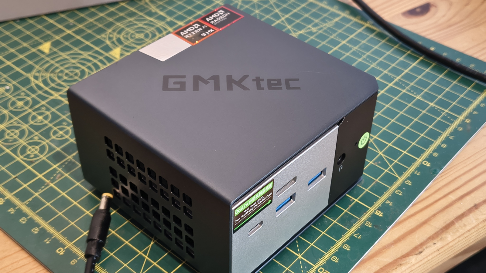 Обзор GMKTec NucBox EVO-X1 Pro - мощь за большие деньги картинка Мини-ПК GMKtec EVO-X1 Pro: обзор и тест | DGL.RU