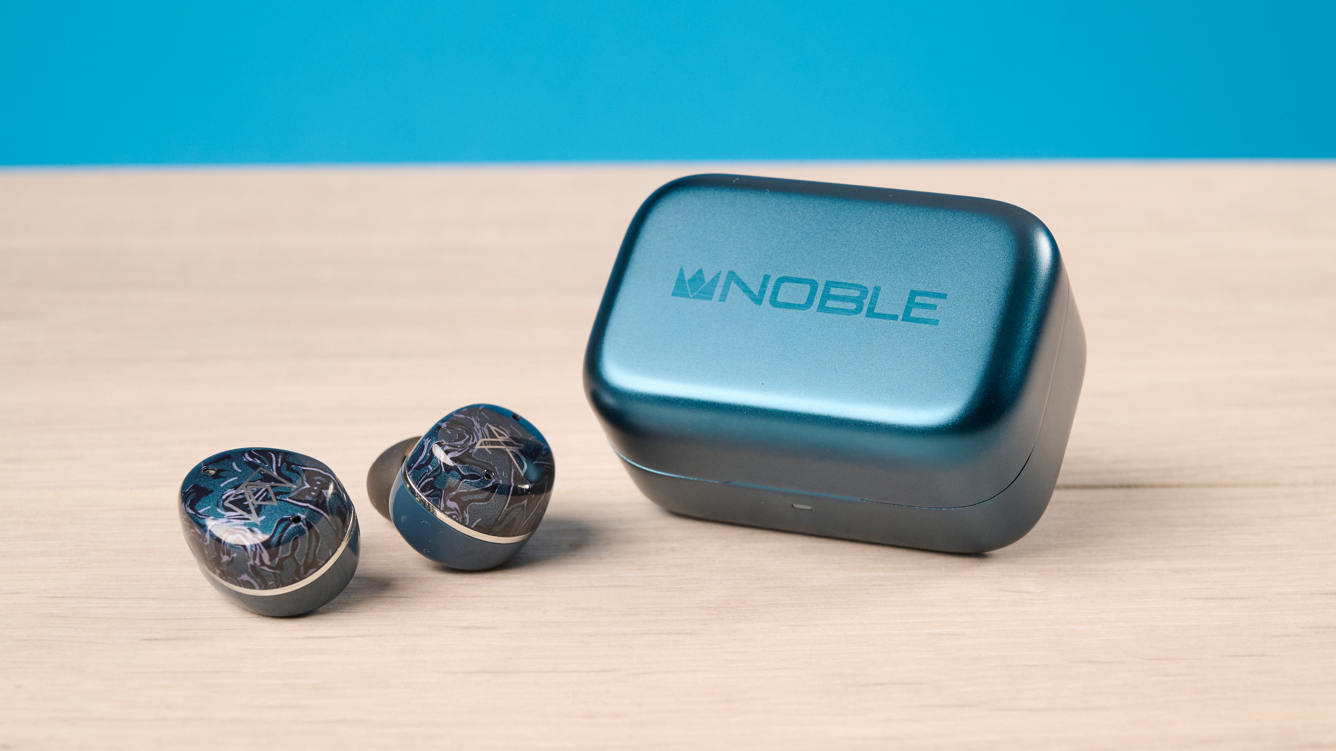 Обзор Noble Audio Osprey - прекрасное звучание и шумоподавление картинка Наушники Noble Audio Osprey: обзор звука и ANC | DGL.RU