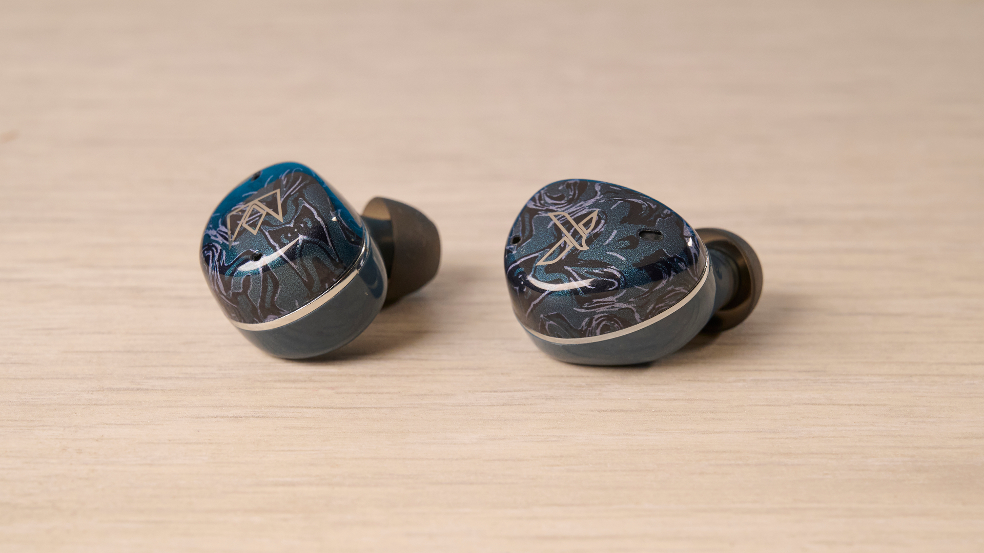 Обзор Noble Audio Osprey - прекрасное звучание и шумоподавление картинка Наушники Noble Audio Osprey: обзор звука и ANC | DGL.RU