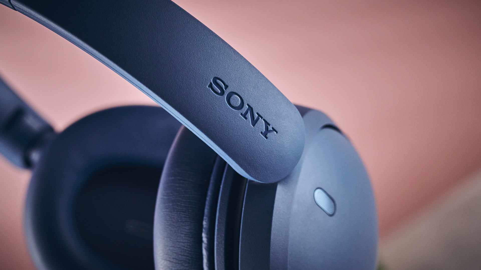 Обзор Sony WH-CH730N - доступные и классные наушники картинка Наушники с ANC Sony WH-CH730N: обзор и тест | DGL.RU