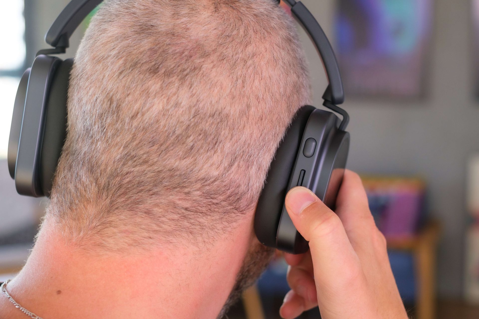 Nothing представила полноразмерные наушники Headphone (1) Pro с титановым оголовьем и драйверами xMEMS картинка Наушники Nothing Headphone (1) Pro: обзор | DGL.RU