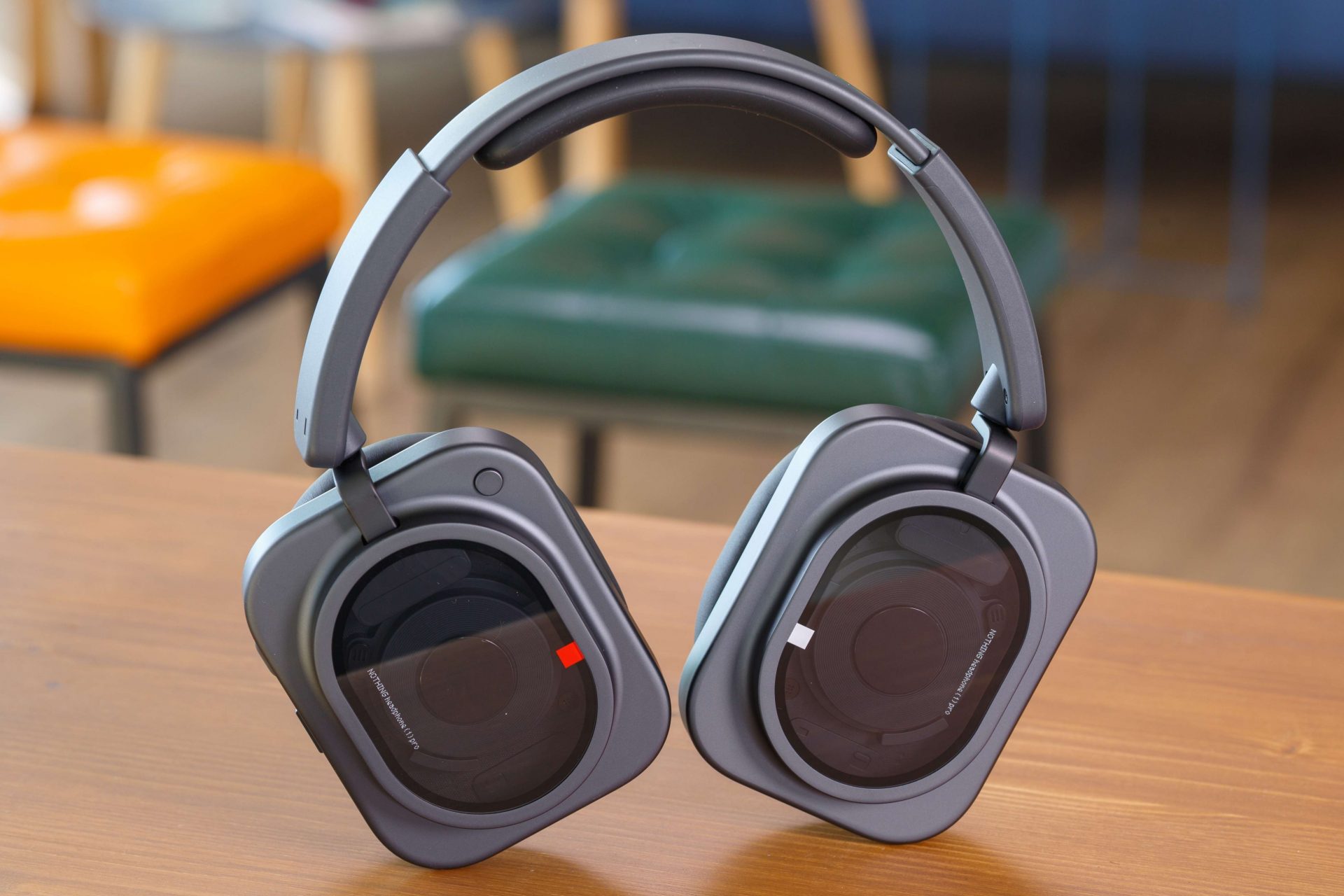 Nothing представила полноразмерные наушники Headphone (1) Pro с титановым оголовьем и драйверами xMEMS картинка Наушники Nothing Headphone (1) Pro: обзор | DGL.RU