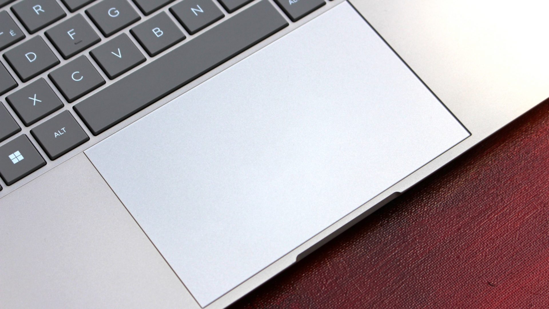 Ноутбук ASUS ZenBook 14: OLED и Snapdragon X | DGL.RU