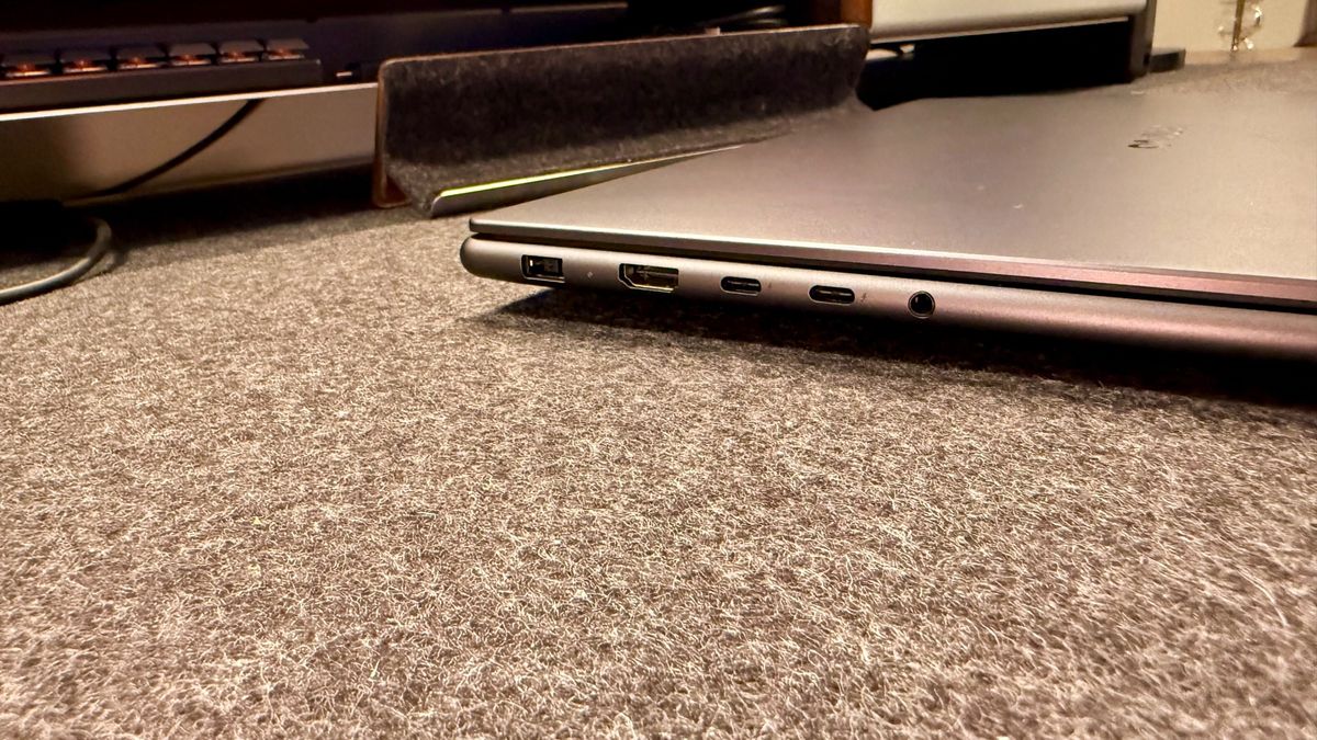 Обзор Lenovo Yoga Pro 9i Gen 11 Aura Edition - творческая студия в рюкзаке картинка Ноутбук Lenovo Yoga Pro 9i: OLED и мощь | DGL.RU