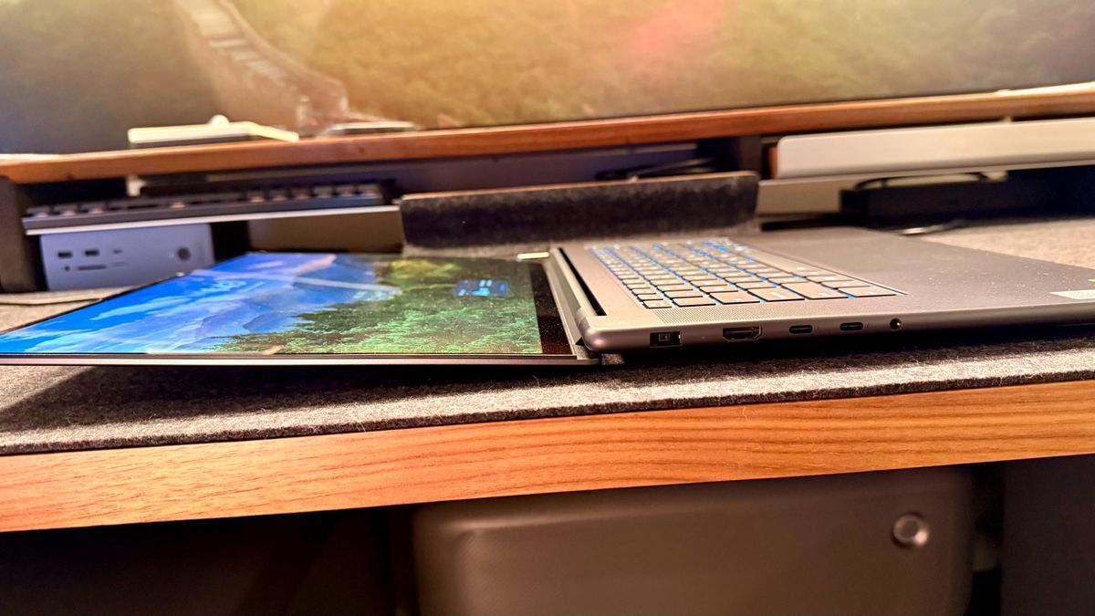 Обзор Lenovo Yoga Pro 9i Gen 11 Aura Edition - творческая студия в рюкзаке картинка Ноутбук Lenovo Yoga Pro 9i: OLED и мощь | DGL.RU