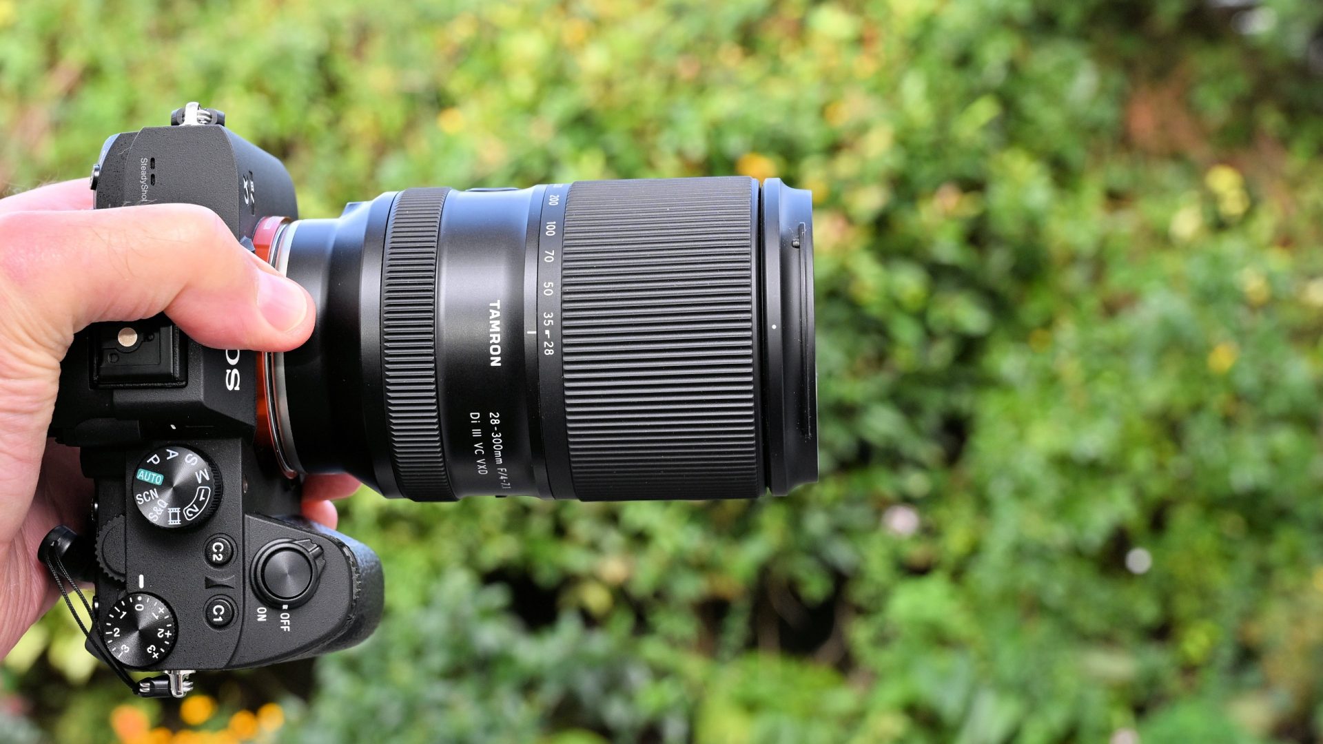 Обзор Tamron 28-300mm f/4-7.1 Di III VC VXD - только этот «суперзум» нужен вам в путешествиях картинка Объектив Tamron 28-300mm: тест и обзор | DGL.RU