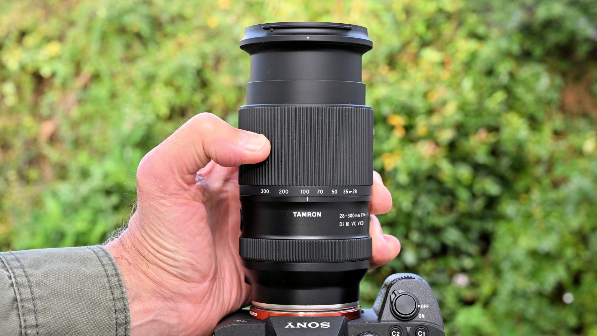 Обзор Tamron 28-300mm f/4-7.1 Di III VC VXD - только этот «суперзум» нужен вам в путешествиях картинка Объектив Tamron 28-300mm: тест и обзор | DGL.RU