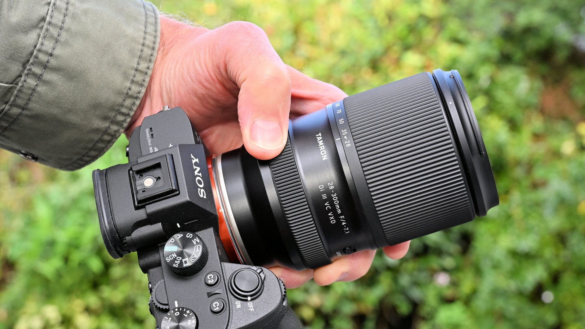 Обзор Tamron 28-300mm f/4-7.1 Di III VC VXD - только этот «суперзум» нужен вам в путешествиях картинка Объектив Tamron 28-300mm: тест и обзор | DGL.RU