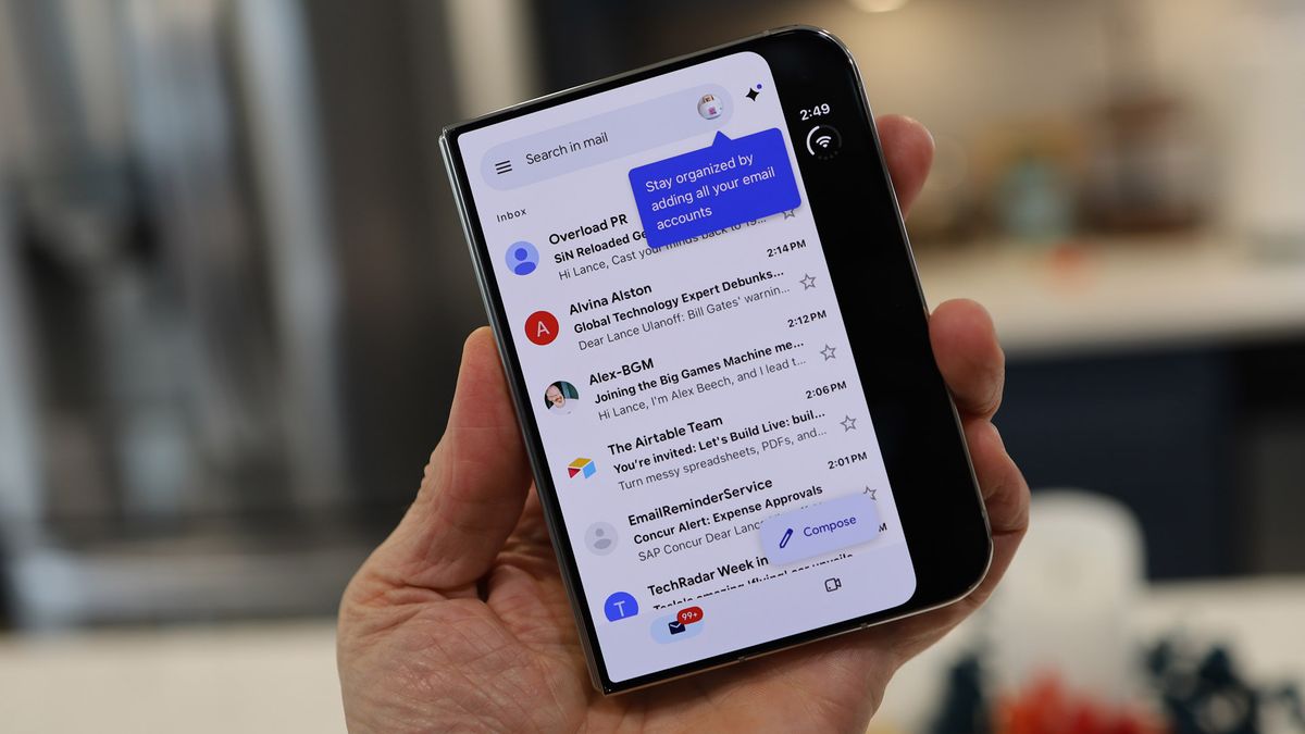 Обзор Apple iPhone Duo - ожидание того стоило картинка Обзор iPhone Duo: первый блин не комом | DGL.RU