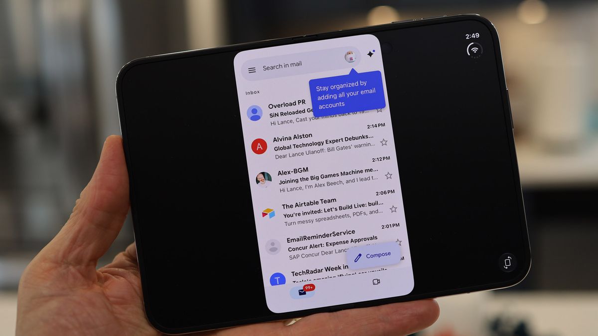 Обзор Apple iPhone Duo - ожидание того стоило картинка Обзор iPhone Duo: первый блин не комом | DGL.RU