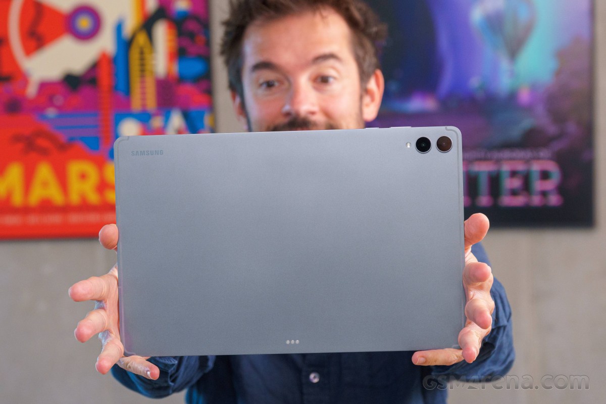Обзор Samsung Galaxy Tab S12 Ultra: сомнительная переплата картинка Обзор Samsung Galaxy Tab S12 Ultra: без прорыва | DGL.RU