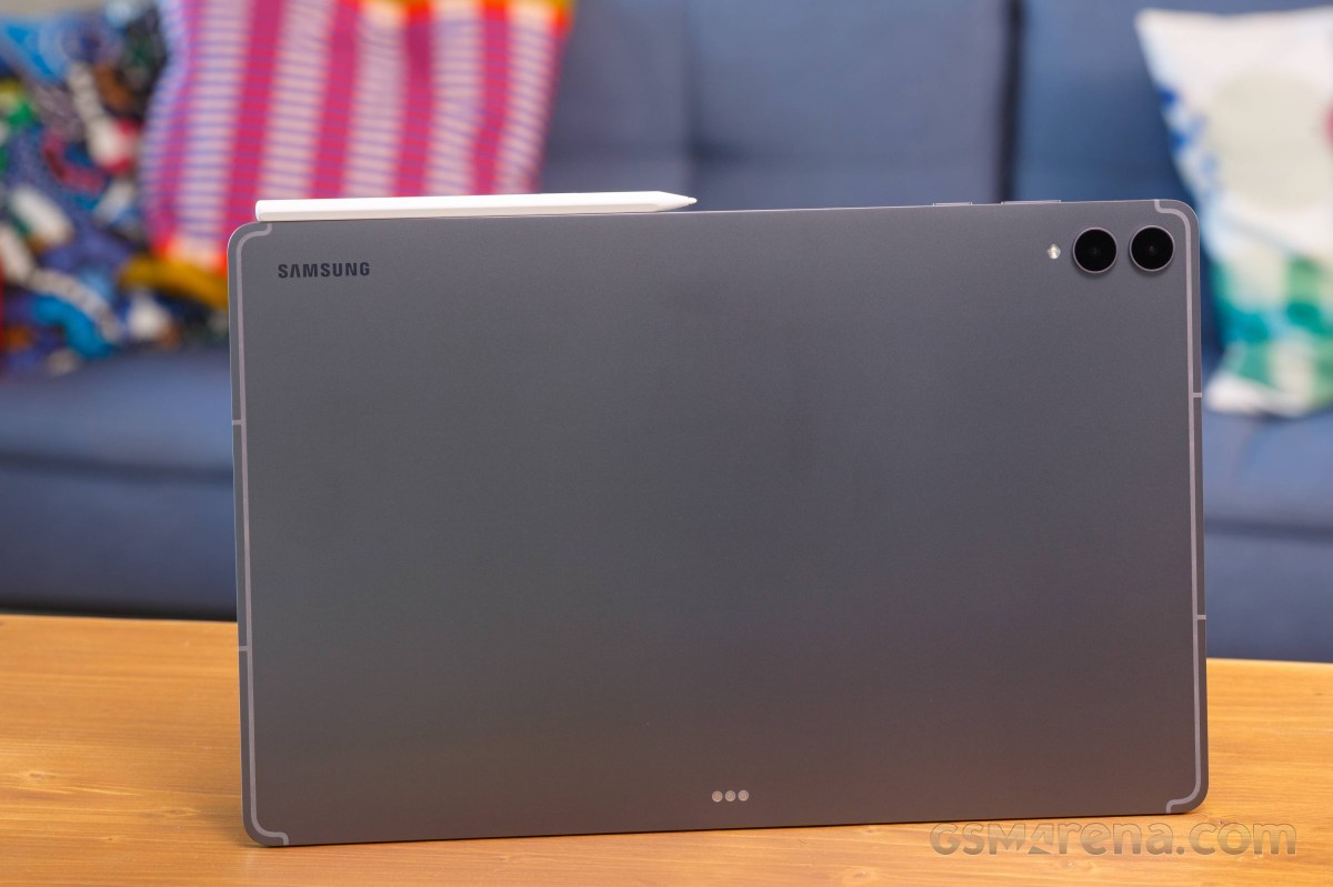 Обзор Samsung Galaxy Tab S12 Ultra: сомнительная переплата картинка Обзор Samsung Galaxy Tab S12 Ultra: без прорыва | DGL.RU