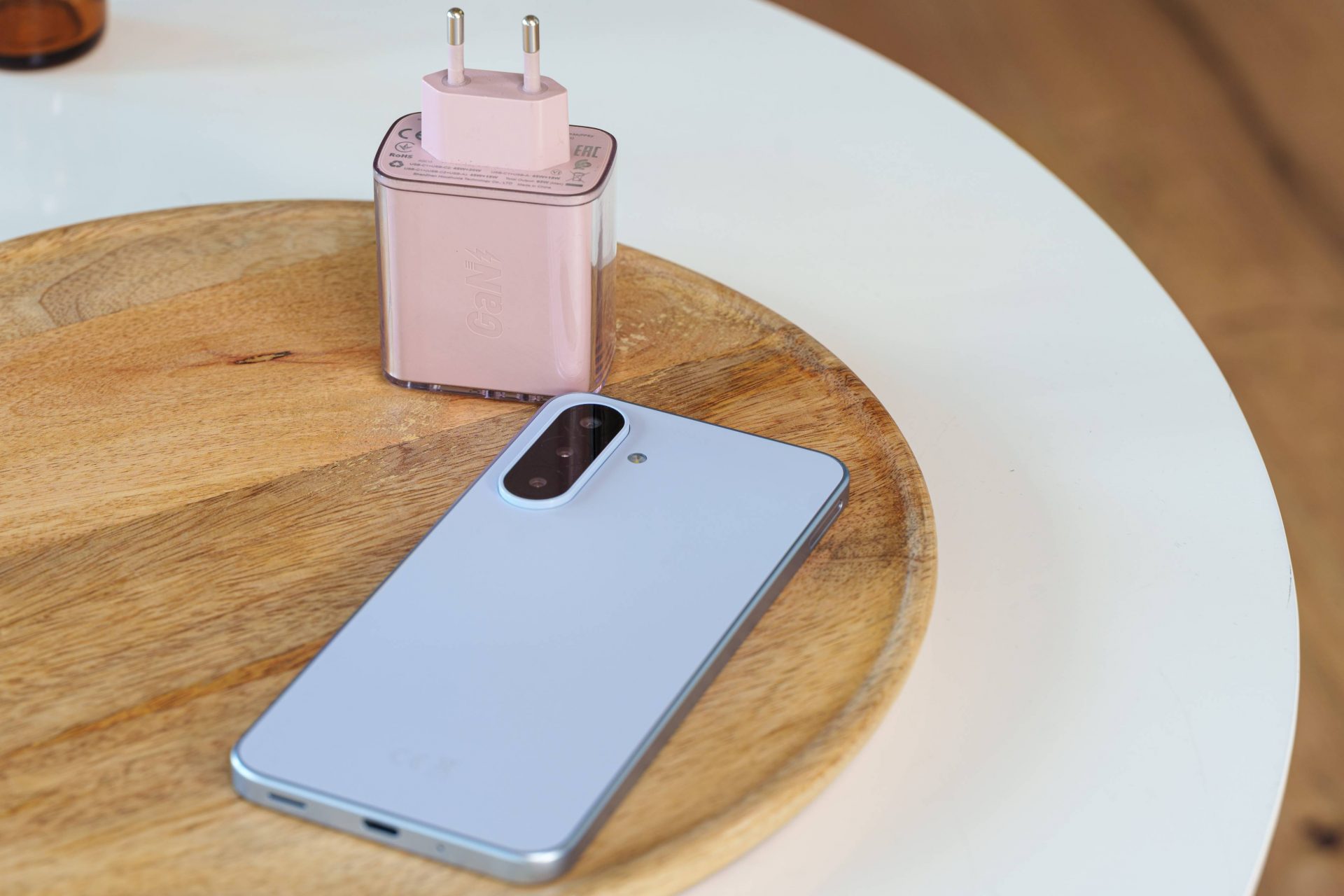 Обзор смартфона Samsung Galaxy A18 4G: возможности чипсета Exynos 1610 и компромиссы бюджетной линейки картинка Обзор Samsung Galaxy A18 4G: тесты и дисплей | DGL.RU