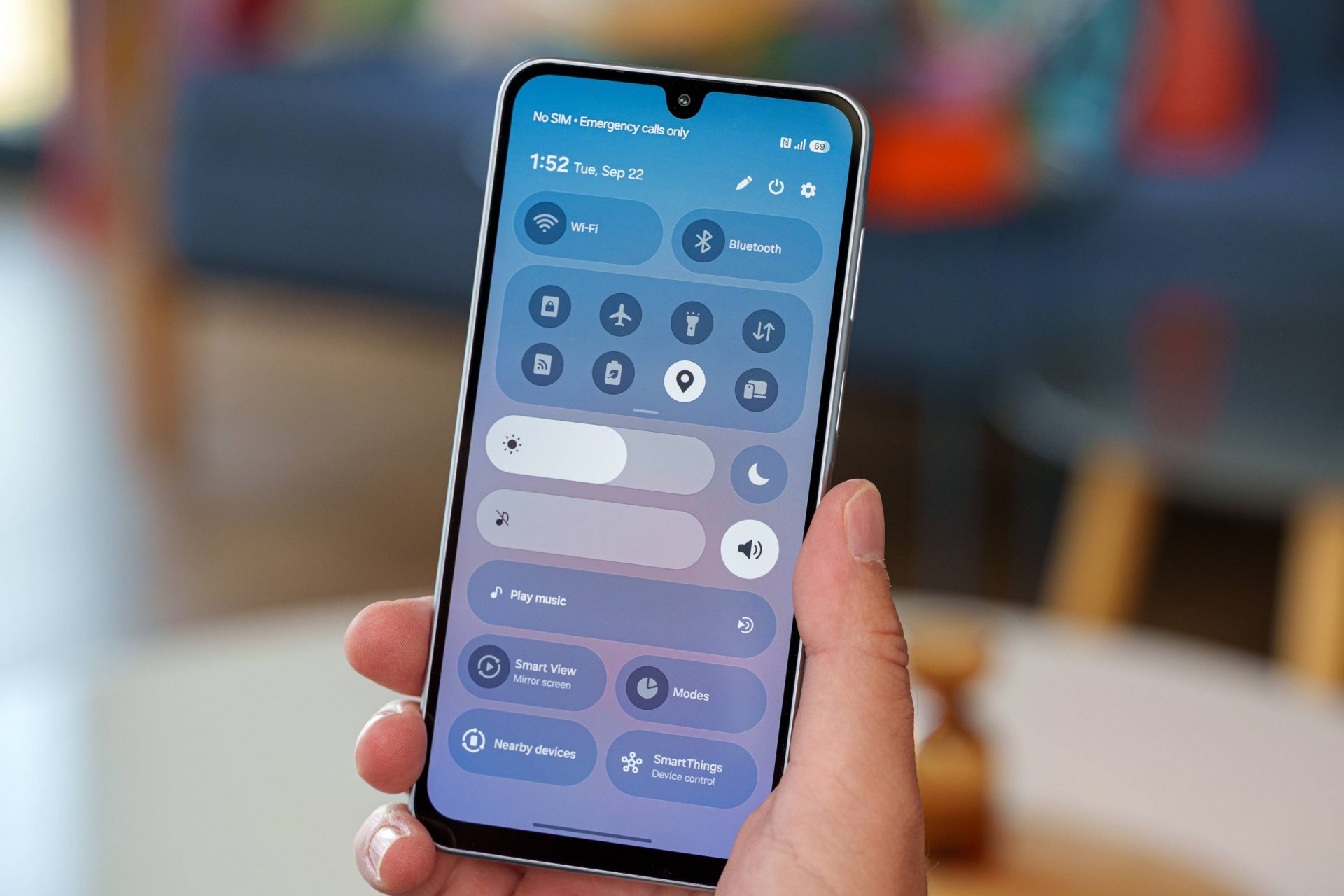 Обзор смартфона Samsung Galaxy A18 4G: возможности чипсета Exynos 1610 и компромиссы бюджетной линейки картинка Обзор Samsung Galaxy A18 4G: тесты и дисплей | DGL.RU