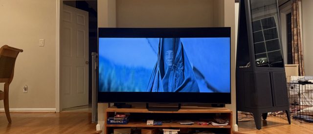 Обзор телевизора Hisense U7: яркий Mini-LED | DGL.RU1 Обзор телевизора Hisense U7: яркий Mini-LED | DGL.RU