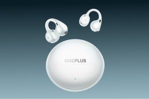 OnePlus представила беспроводные наушники открытого типа Buds Clip с двойными драйверами