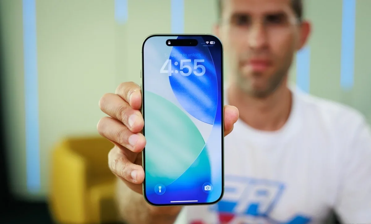 Проблемы с дисплеем iPhone Duo и первые итоги продаж линейки iPhone 18 Pro картинка Проблемы с экраном iPhone Duo и продажи 18 Pro | DGL.RU
