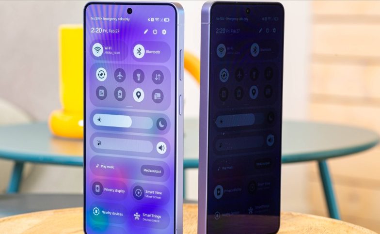 Samsung Galaxy S27: новые подробности о чипсете Qualcomm, возможном появлении DC Dimming и серьёзной ошибке, которую Samsung может не успеть исправить картинка Samsung Galaxy S27, возможно, наконец-то представит функцию регулировки яркости