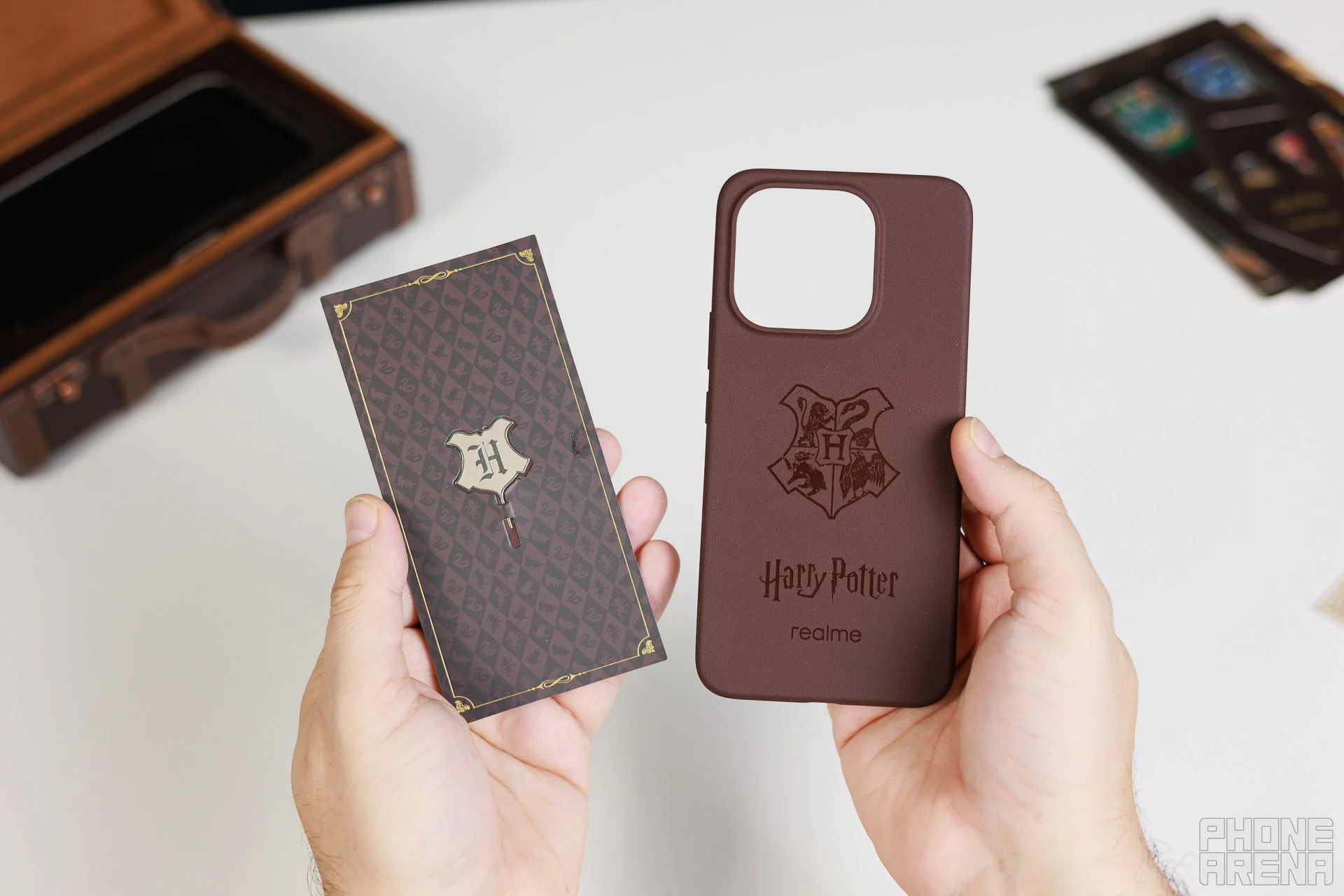 Обзор Realme 16 Pro Harry Potter Edition - лучший для поклонников Гарри Поттера картинка Смартфон Realme 16 Pro Harry Potter Edition | DGL.RU
