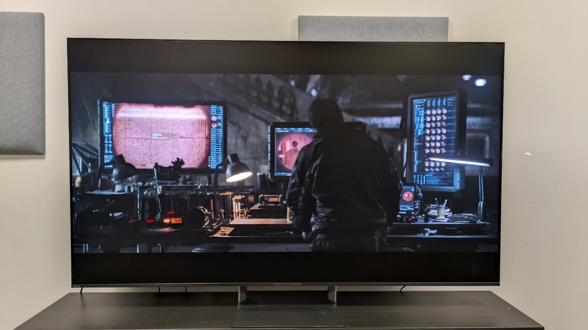 Обзор Sony Bravia 9 II - лучший мини-LED телевизор 2026 года картинка Sony Bravia 9 II: обзор RGB-телевизора | DGL.RU